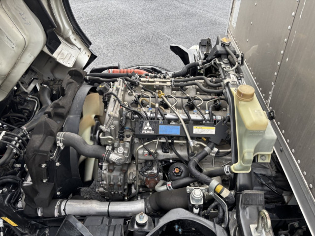 三菱ふそう キャンター 小型 バン TKG-FEA50(97933) 36枚目