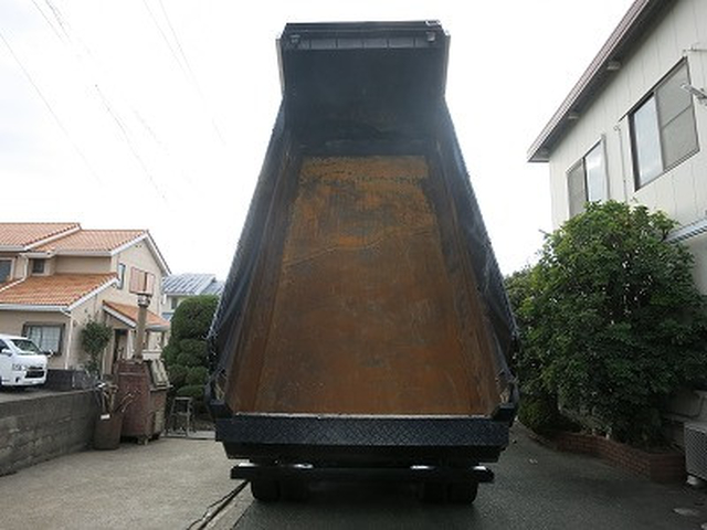 UDトラックス（日産） クオン 大型 土砂ダンプ QKG-CW5XL(97937) 7枚目