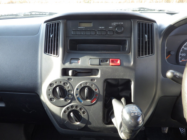 トヨタ タウンエース 小型 平ボディ DBF-S402U(97936) 9枚目