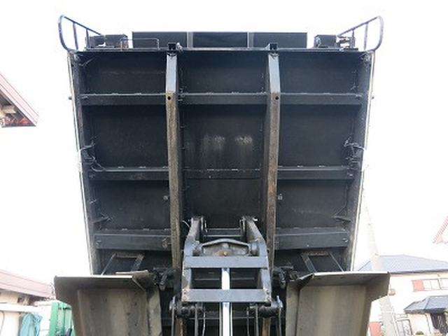 UDトラックス（日産） クオン 大型 土砂ダンプ QKG-CW5XL(97937) 22枚目