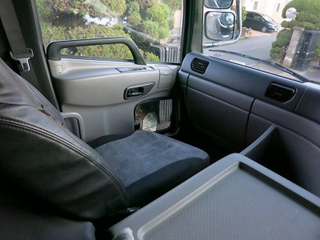 UDトラックス（日産） クオン 大型 土砂ダンプ QKG-CW5XL(97937) 30枚目