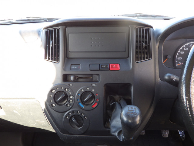 トヨタ タウンエース 小型 平ボディ DBF-S402U(97941) 11枚目