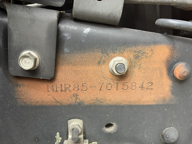 いすゞ エルフ 小型 バン TKG-NHR85AN(97940) 24枚目