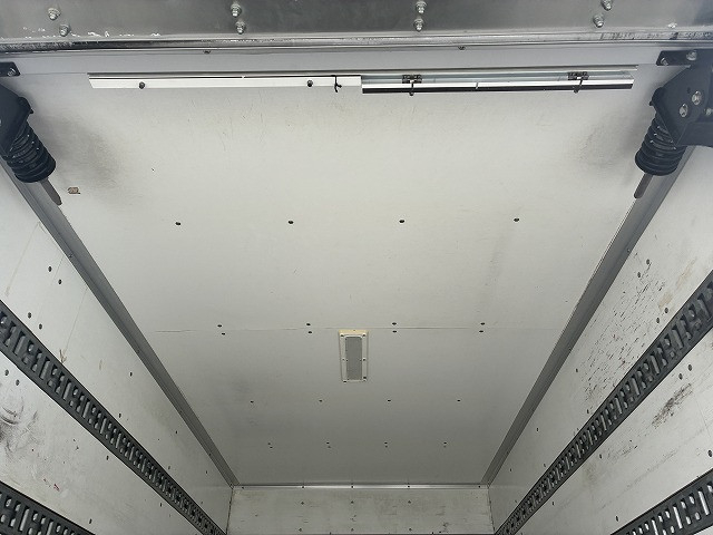 いすゞ エルフ 小型 バン TKG-NHR85AN(97940) 25枚目