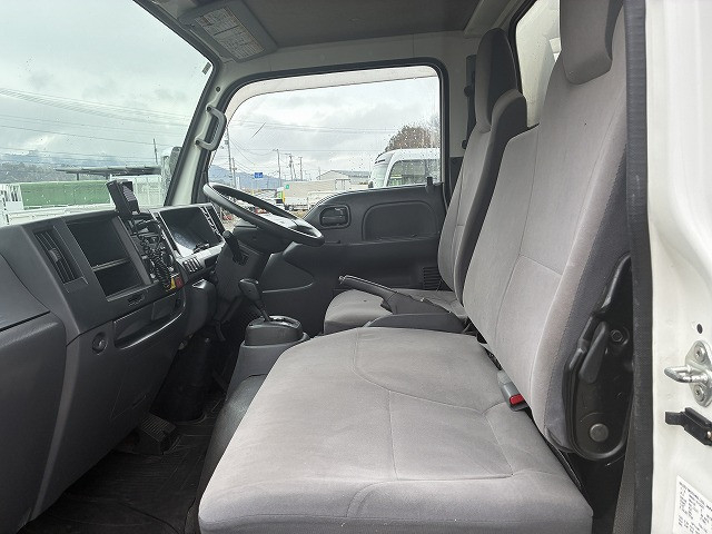 いすゞ エルフ 小型 バン TKG-NHR85AN(97940) 30枚目