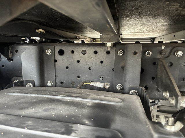 いすゞ エルフ 小型 バン TKG-NHR85AN(97940) 43枚目