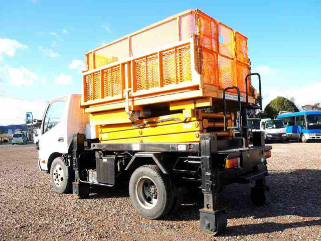 日野 デュトロ 小型 高所作業車 TKG-XZU600X(97944) 3枚目