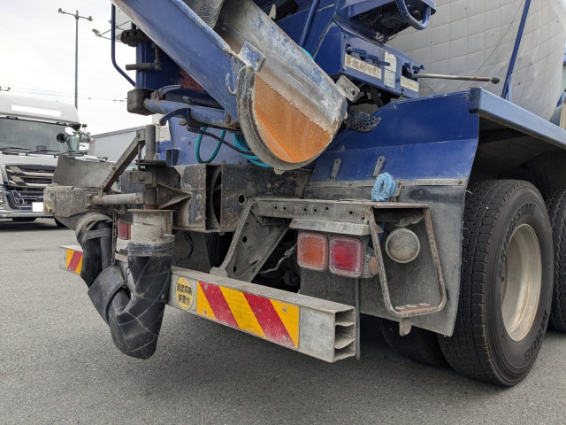 三菱ふそう スーパーグレート 大型 ミキサー車 QKG-FV50VX(97945) 7枚目