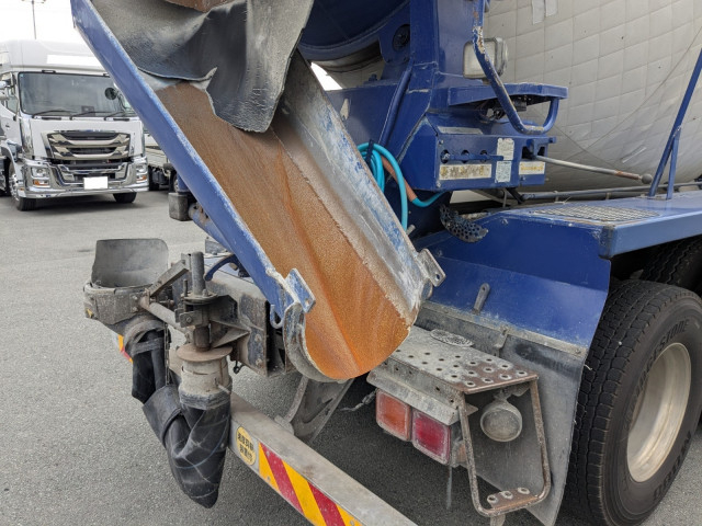 三菱ふそう スーパーグレート 大型 ミキサー車 QKG-FV50VX(97945) 17枚目