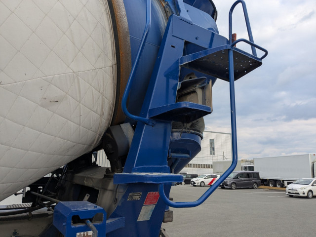 三菱ふそう スーパーグレート 大型 ミキサー車 QKG-FV50VX(97945) 20枚目