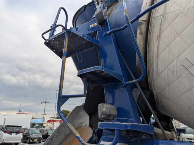 三菱ふそう スーパーグレート 大型 ミキサー車 QKG-FV50VX(97945) 23枚目