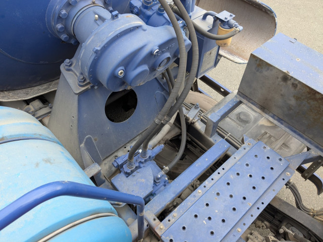 三菱ふそう スーパーグレート 大型 ミキサー車 QKG-FV50VX(97945) 29枚目