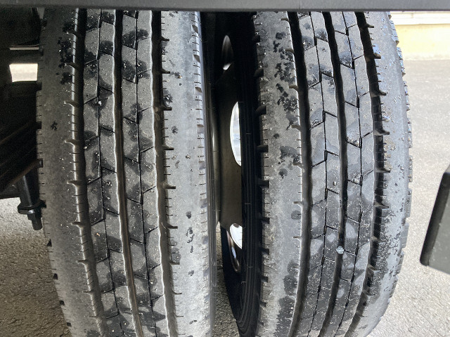 三菱ふそう キャンター 小型 バン TPG-FEA50(97946) 13枚目