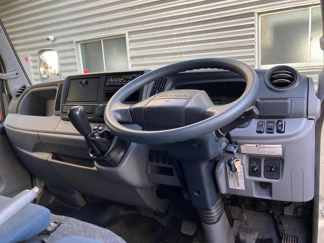 三菱ふそう キャンター 小型 バン TPG-FEA50(97946) 15枚目