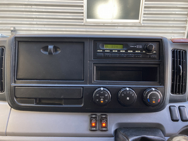 三菱ふそう キャンター 小型 バン TPG-FEA50(97946) 16枚目