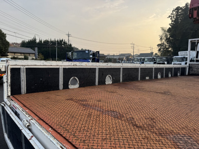 いすゞ フォワード 中型 平ボディ（クレーン付） TKG-FRR90S2(97947) 10枚目