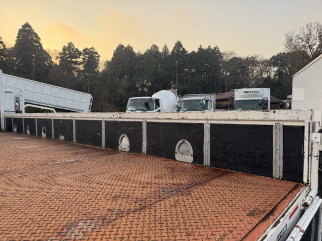 いすゞ フォワード 中型 平ボディ（クレーン付） TKG-FRR90S2(97947) 11枚目