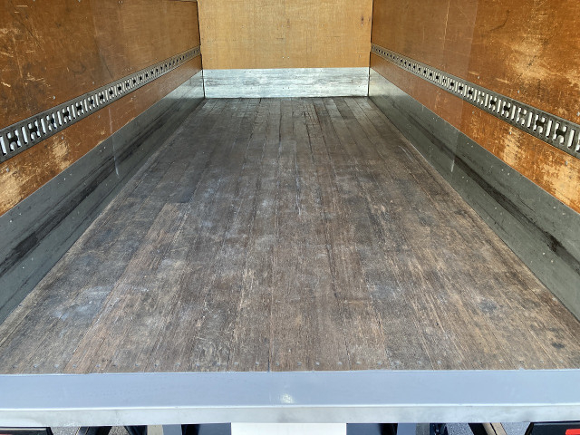 三菱ふそう キャンター 小型 バン TPG-FEA50(97946) 25枚目