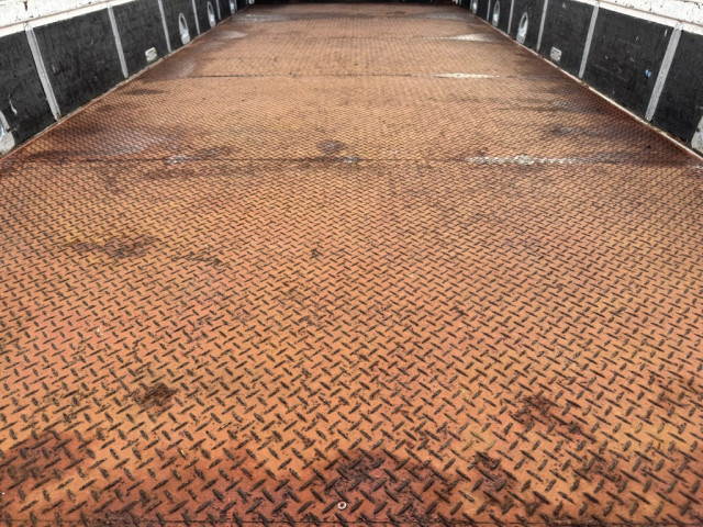 いすゞ フォワード 中型 平ボディ（クレーン付） TKG-FRR90S2(97947) 12枚目