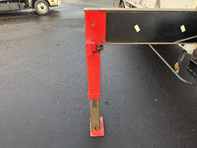 いすゞ フォワード 中型 平ボディ（クレーン付） TKG-FRR90S2(97947) 17枚目