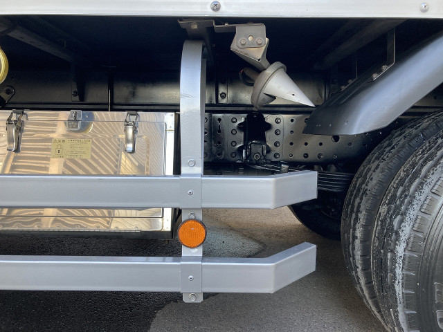 三菱ふそう キャンター 小型 バン TPG-FEA50(97946) 31枚目