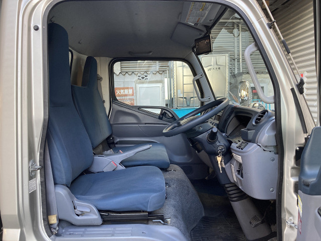 三菱ふそう キャンター 小型 バン TPG-FEA50(97946) 35枚目