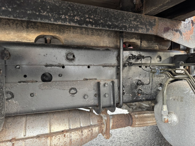 いすゞ フォワード 中型 平ボディ（クレーン付） TKG-FRR90S2(97947) 22枚目