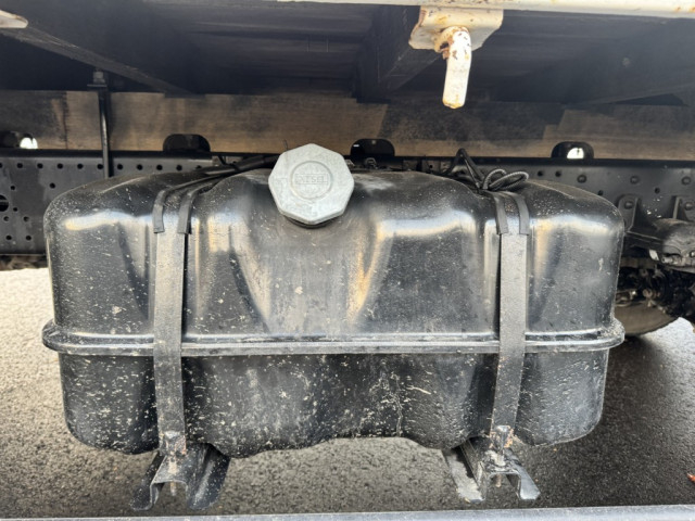 いすゞ フォワード 中型 平ボディ（クレーン付） TKG-FRR90S2(97947) 28枚目