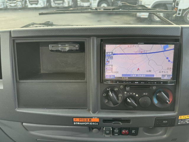 いすゞ フォワード 中型 平ボディ（クレーン付） TKG-FRR90S2(97947) 31枚目