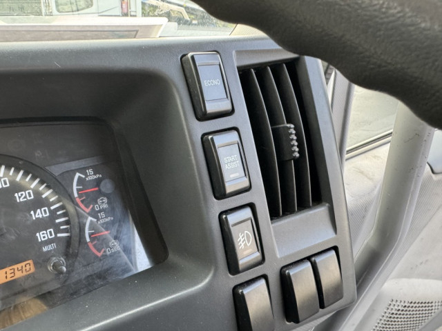 いすゞ フォワード 中型 平ボディ（クレーン付） TKG-FRR90S2(97947) 33枚目