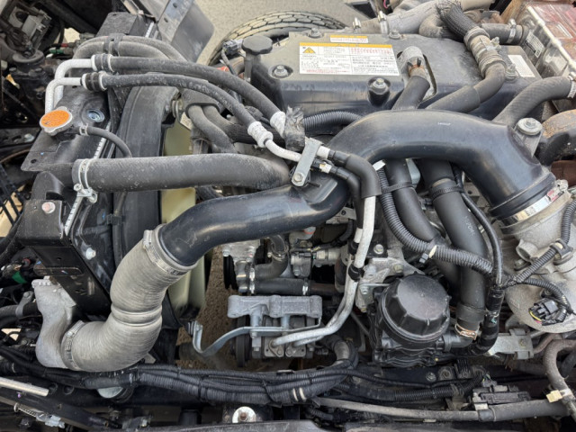 いすゞ フォワード 中型 平ボディ（クレーン付） TKG-FRR90S2(97947) 41枚目