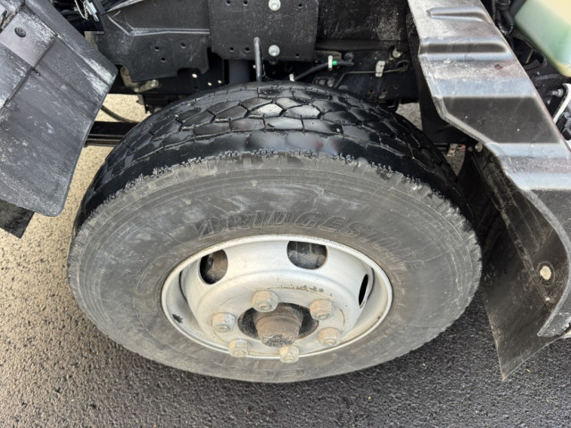 いすゞ フォワード 中型 平ボディ（クレーン付） TKG-FRR90S2(97947) 46枚目