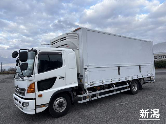 日野 レンジャー 増トン 冷蔵冷凍バン QKG-FE7JLAG(97950) 1枚目