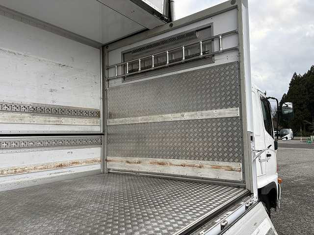 日野 レンジャー 増トン 冷蔵冷凍バン QKG-FE7JLAG(97950) 8枚目