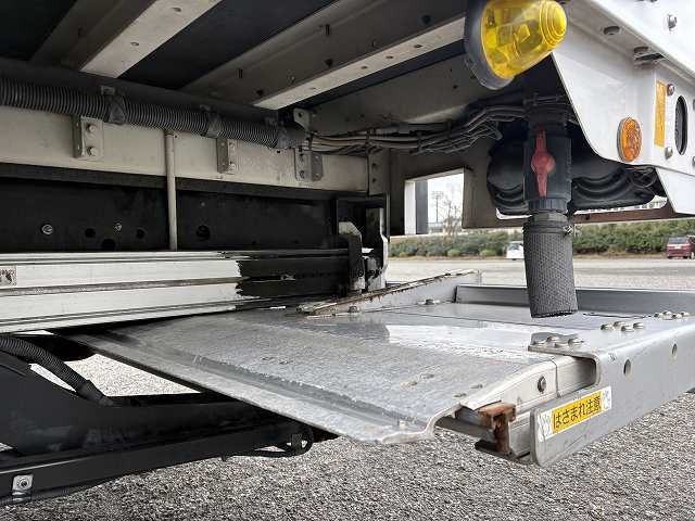 日野 レンジャー 増トン 冷蔵冷凍バン QKG-FE7JLAG(97950) 22枚目