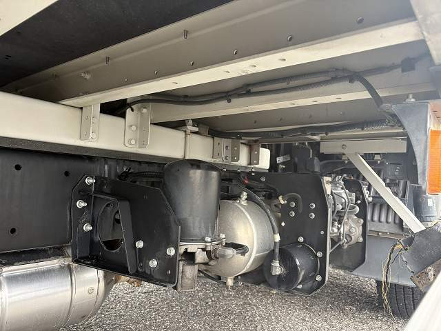 日野 レンジャー 増トン 冷蔵冷凍バン QKG-FE7JLAG(97950) 28枚目