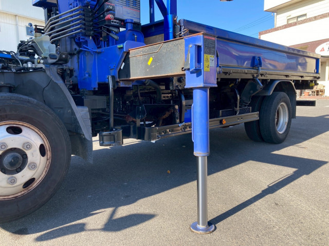 三菱ふそう キャンター 小型 平ボディ（クレーン付） TKG-FEA50(97953) 20枚目