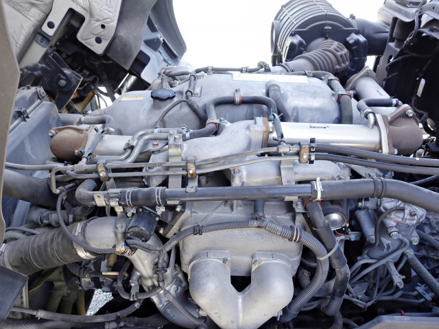 いすゞ ギガ 大型 ウィング QKG-CYL77A(97956) 14枚目