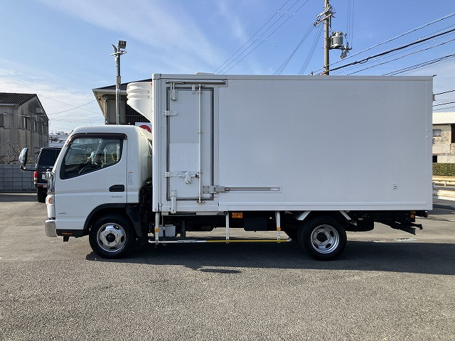 三菱ふそう キャンター 小型 冷蔵冷凍バン TKG-FEB50(97960) 4枚目