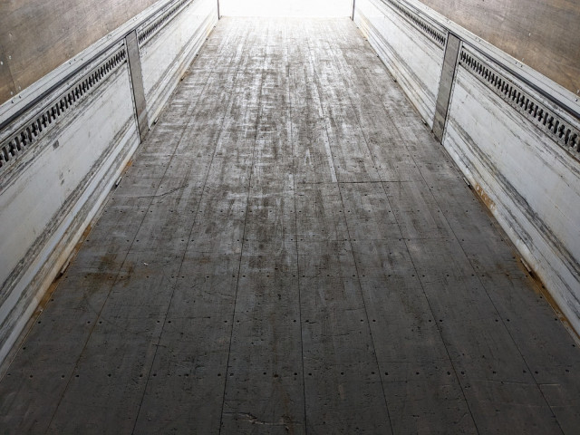 UDトラックス（日産） クオン 大型 ウィング QKG-CD5ZA(97959) 25枚目