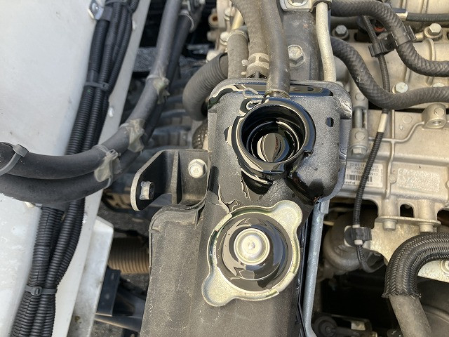 三菱ふそう キャンター 小型 冷蔵冷凍バン TKG-FEB50(97960) 27枚目