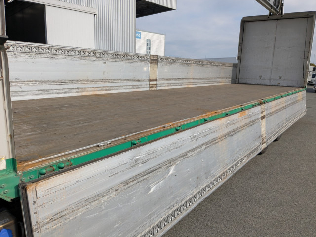 UDトラックス（日産） クオン 大型 ウィング QKG-CD5ZA(97959) 38枚目