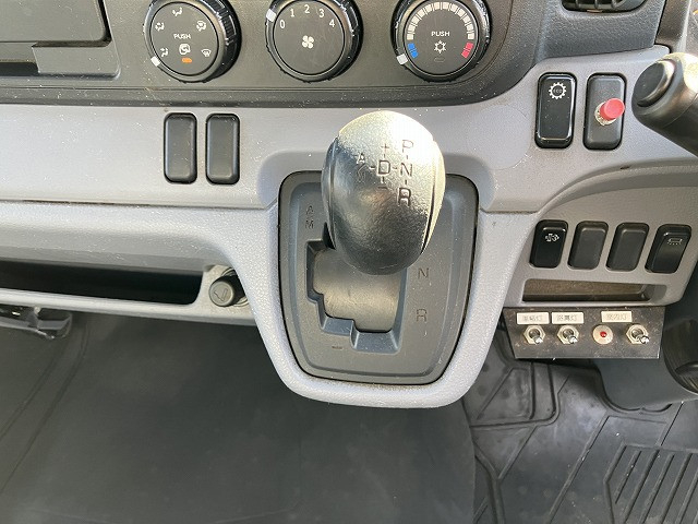 三菱ふそう キャンター 小型 冷蔵冷凍バン TKG-FEB50(97960) 45枚目