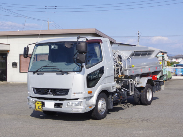 Mitsubishi Fuso fighter Middle Tank truck TKG-FK61F(97966) 1枚目