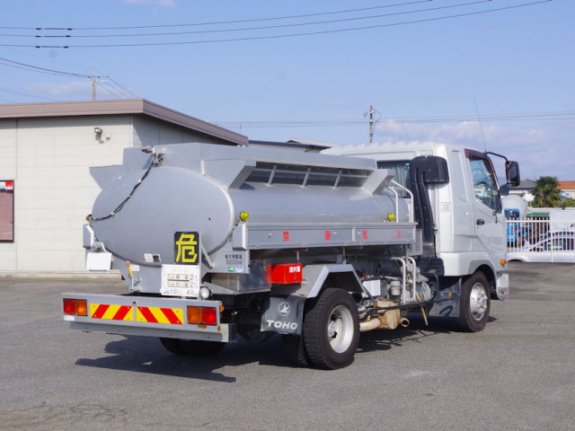 Mitsubishi Fuso fighter Middle Tank truck TKG-FK61F(97966) 4枚目