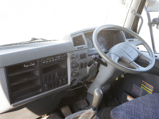 Mitsubishi Fuso fighter Middle Tank truck TKG-FK61F(97966) 29枚目