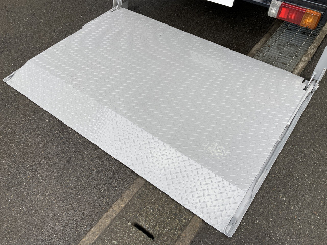 日野 デュトロ 小型 バン TKG-XZC600M(97969) 6枚目