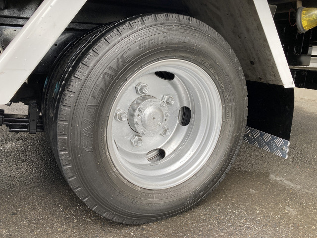 日野 デュトロ 小型 バン TKG-XZC600M(97969) 38枚目