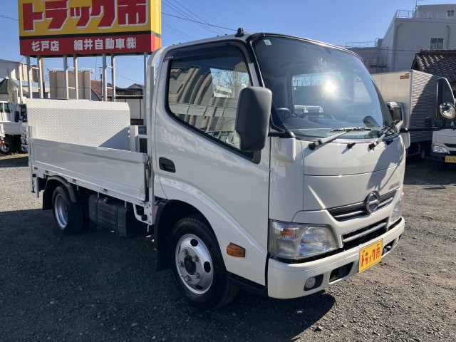 日野 デュトロ 小型 平ボディ TKG-XZC605M(97975) 11枚目