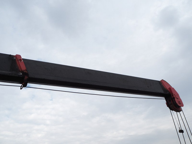 UDトラックス（日産） コンドル 増トン 平ボディ（クレーン付） QDG-PW39L(97976) 17枚目